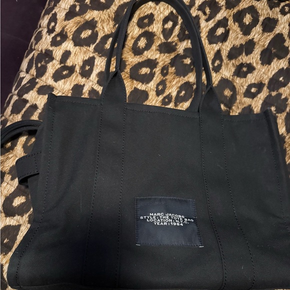 Marc Jacobs Black Canvas Tote Bag - Picture 2 of 4